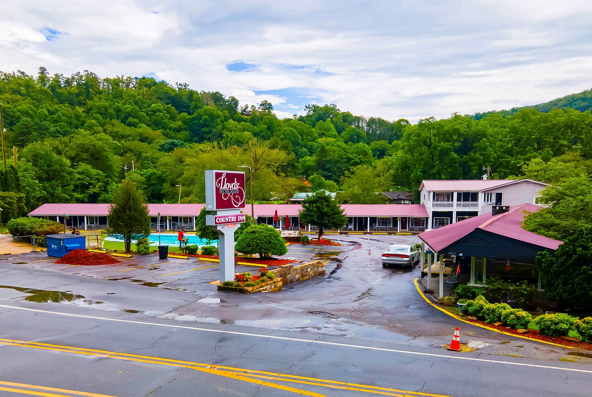 Lloyd'S On The River Country Inn By Oyo Bryson City Exteriér fotografie