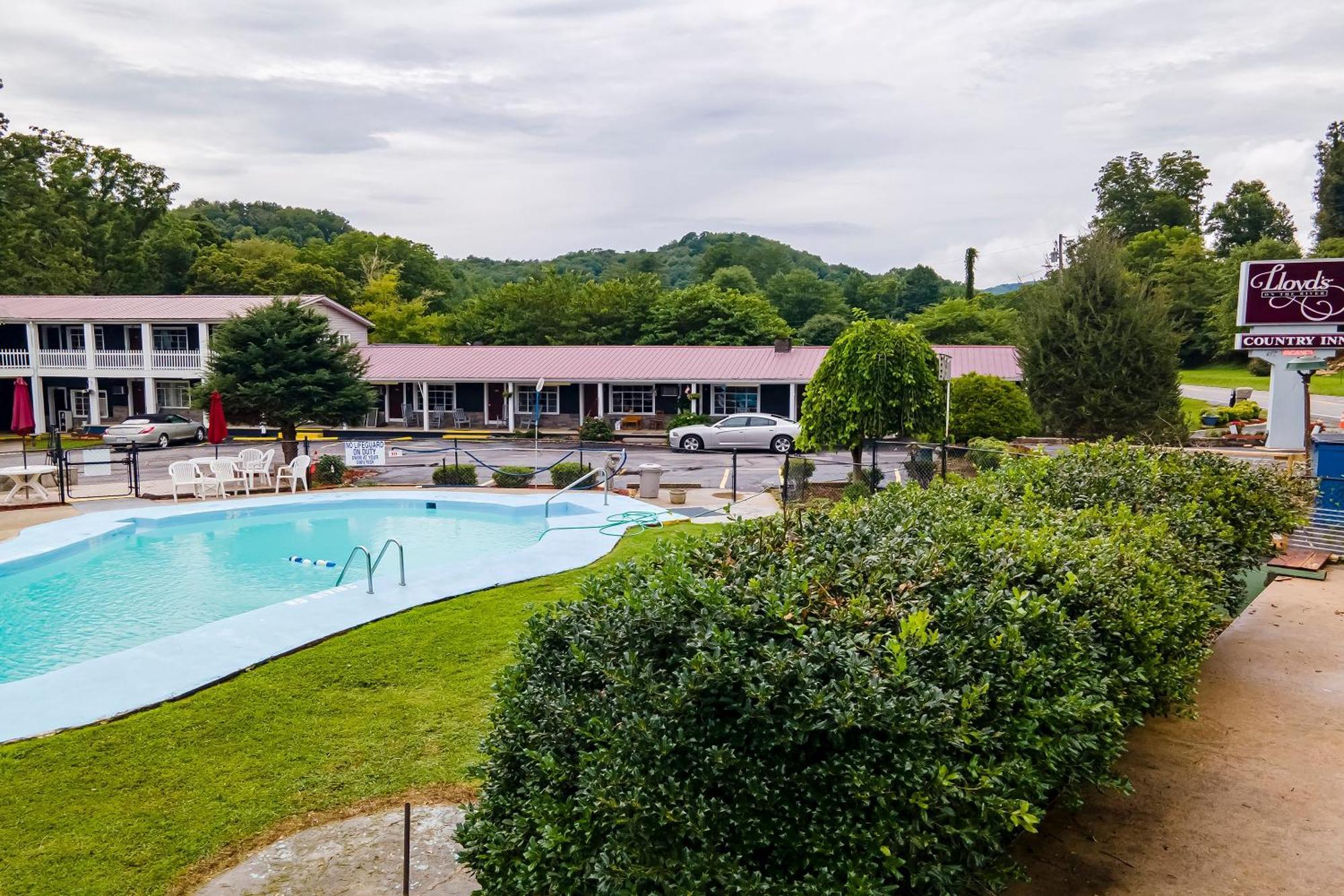 Lloyd'S On The River Country Inn By Oyo Bryson City Exteriér fotografie