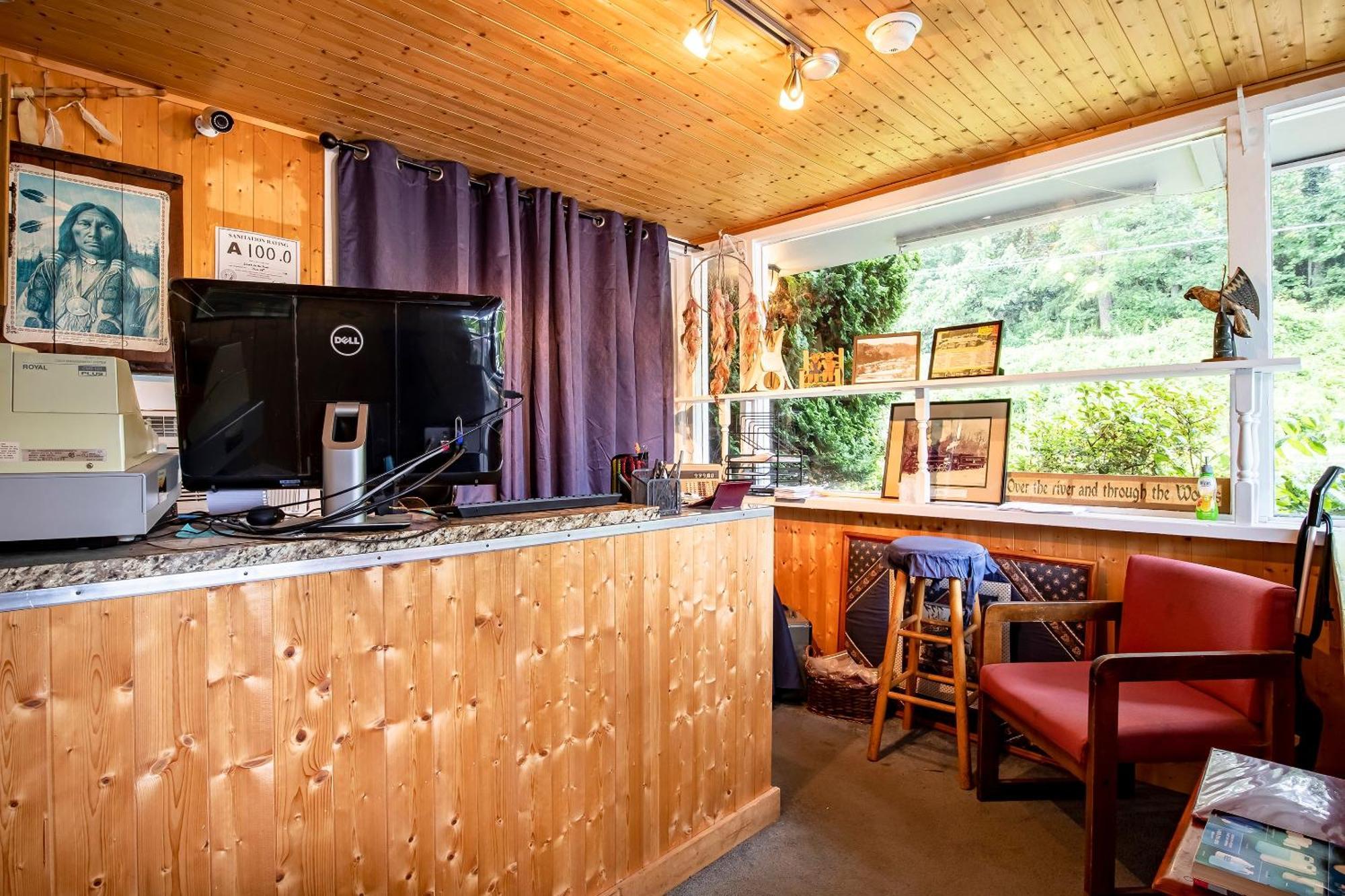 Lloyd'S On The River Country Inn By Oyo Bryson City Exteriér fotografie